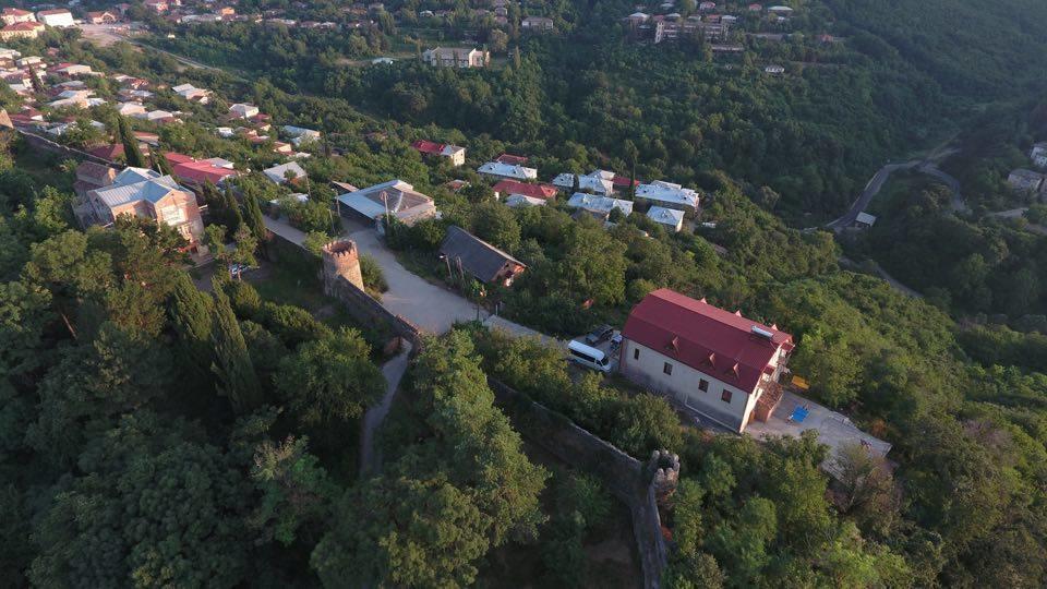 Galavnis Kari Hotel Sighnaghi Ngoại thất bức ảnh