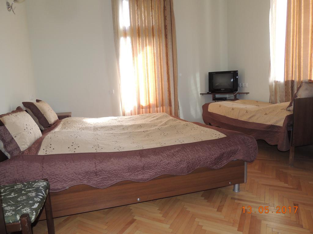 Galavnis Kari Hotel Sighnaghi Ngoại thất bức ảnh